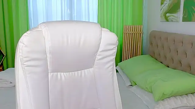 Miss Alisa  online show from 18, 2, 2026