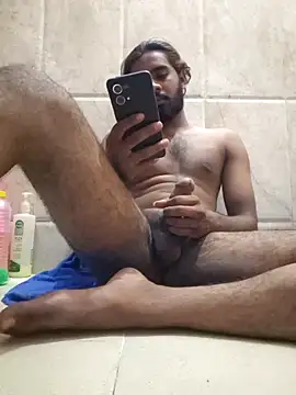 Snapshot of suhxil79 chatting on 9, 5, 2026 suhxil79 online show from 9, 5, 2026