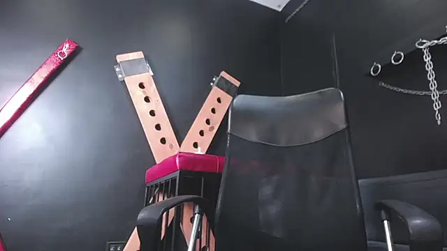 Snapshot of Alex_Flame_ chatting on 20, 12, 2025 Alex Flame online show from 20, 12, 2025