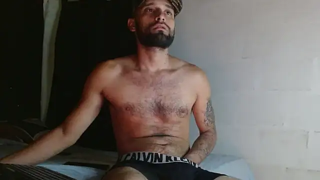 Snapshot of Alex_Flame_ chatting on 7, 4, 2026 Alex Flame online show from 7, 4, 2026