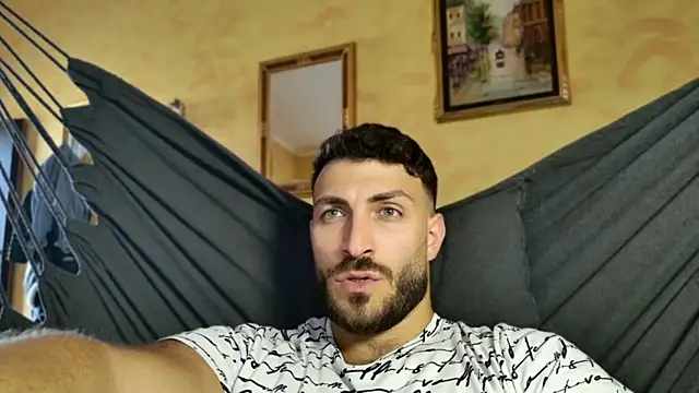 Snapshot of mark_ariete chatting on 6, 7, 2026 mark ariete online show from 6, 7, 2026