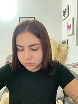 Zarahs Blare1 online show from 9, 6, 2026
