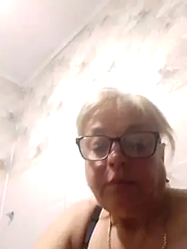 Snapshot of LinaLight88 chatting on 24, 5, 2026 LinaLight88 online show from 24, 5, 2026