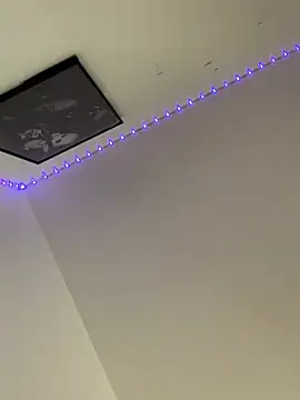 Melissaa00 online show from 2, 4, 2026