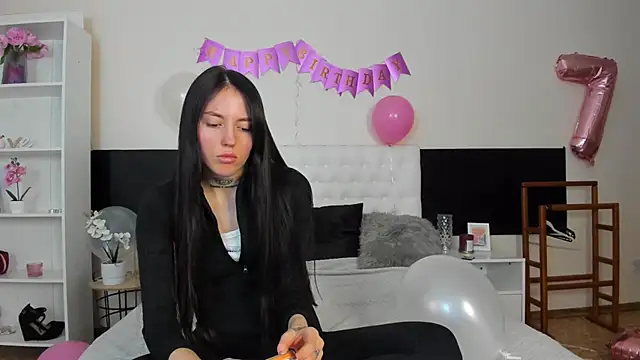 AdrianaCult online show from 28, 2, 2026