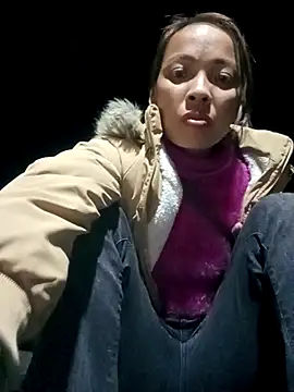 Snapshot of Andrea-688 chatting on 17, 12, 2025 Andrea-688 online show from 17, 12, 2025