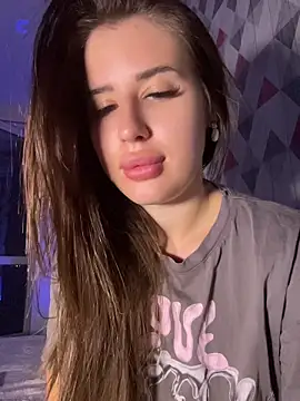 Lira Fayeee online show from 15, 7, 2026