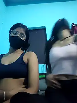 Snapshot of Aaradhya-Rani chatting on 2, 3, 2026 Aaradhya-Rani online show from 2, 3, 2026