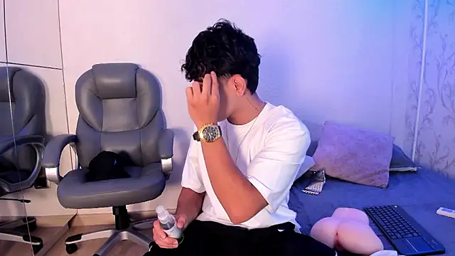  TaylorBlack online show from 21, 2, 2026