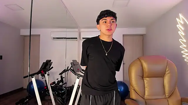  TaylorBlack online show from 1, 4, 2026