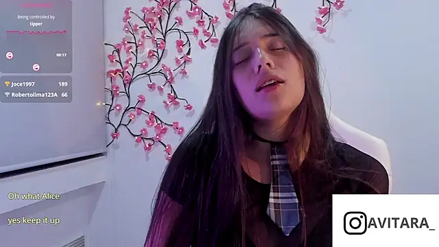 vanesita  online show from 15, 5, 2026