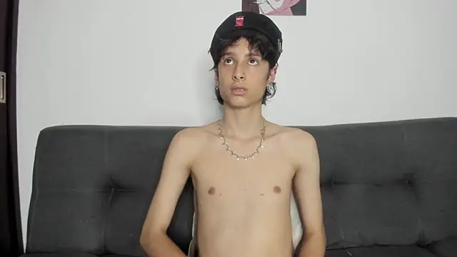 Snapshot of cirosky_elchicopolla chatting on 12, 1, 2026 cirosky elchicopolla online show from 12, 1, 2026