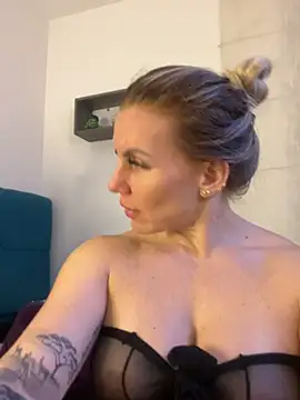 Snapshot of Natalia_Fit chatting on 30, 4, 2026 Natalia Fit online show from 30, 4, 2026