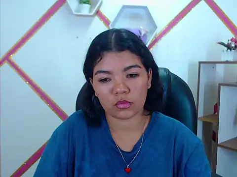 Heidy Colins online show from 18, 12, 2025