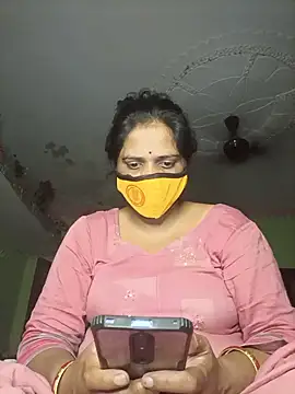 DIRTY-MOMS online show from 8, 7, 2026