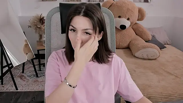 Snapshot of DiRosie chatting on 1, 3, 2026 DiRosie online show from 1, 3, 2026