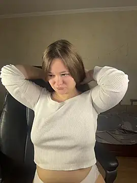 CaramelleSugarr online show from 18, 12, 2025