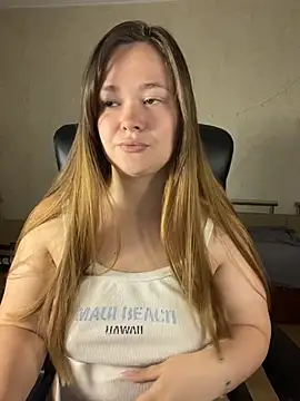 Snapshot of CaramelleSugarr chatting on 10, 5, 2026 CaramelleSugarr online show from 10, 5, 2026