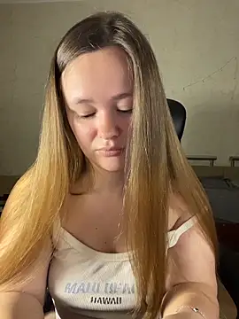 Snapshot of CaramelleSugarr chatting on 14, 5, 2026 CaramelleSugarr online show from 14, 5, 2026
