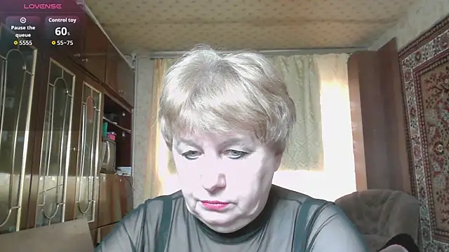 Casey peach online show from 6, 4, 2026