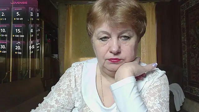 Casey peach online show from 16, 4, 2026