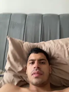 HotWhisper22 online show from 15, 4, 2026