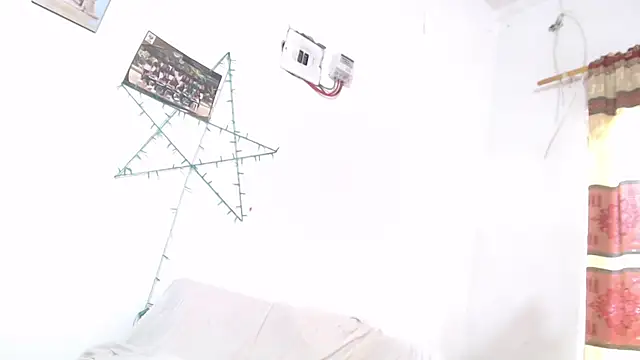 Snapshot of litte_ebonyx chatting on 14, 2, 2026 litte ebonyx online show from 14, 2, 2026