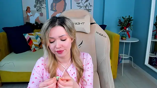 CassieTayllor online show from 5, 1, 2026