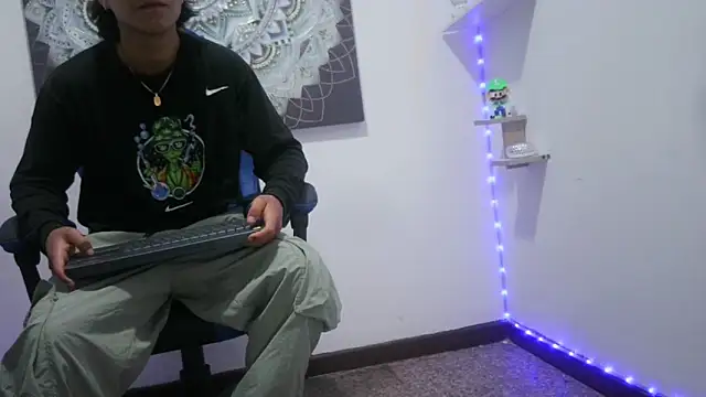 AndyKings 1 online show from 13, 4, 2026