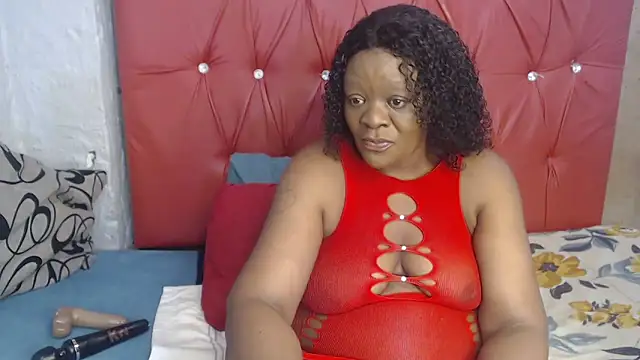 LaicyBrown76 online show from 5, 4, 2026