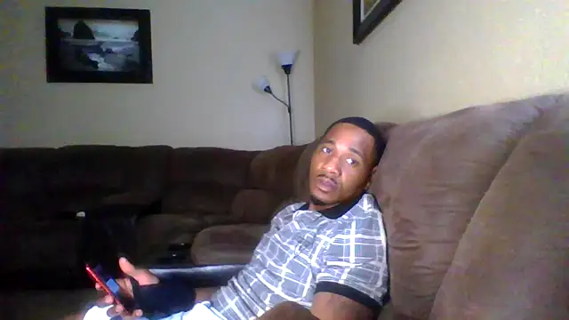 Snapshot of KingDes55 chatting on 5, 5, 2026 KingDes55 online show from 5, 5, 2026