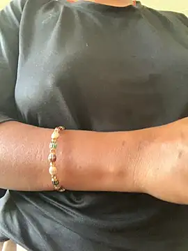 missmisha01 online show from 13, 4, 2026