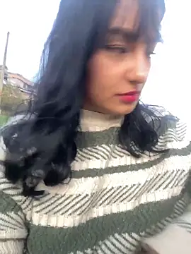 Noxveeltt online show from 2, 4, 2026