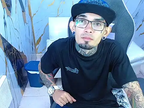 Boy tatto77 online show from 22, 7, 2026