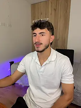 LIAM COLT online show from 22, 4, 2026