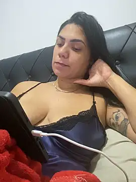 Nini  online show from 15, 4, 2026