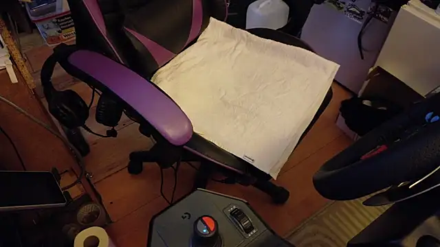 Gay-Versaut online show from 22, 4, 2026