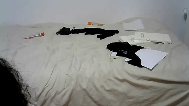 Gwenette66 online show from 18, 12, 2025