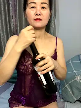 Snapshot of yunyun52012 chatting on 6, 1, 2026 yunyun52012 online show from 6, 1, 2026