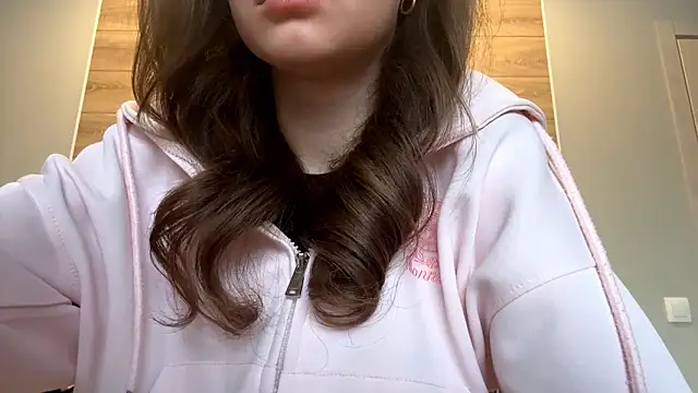 Snapshot of lisa_montana chatting on 6, 2, 2026 lisa montana online show from 6, 2, 2026