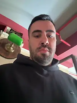 XhotLatte online show from 8, 3, 2026