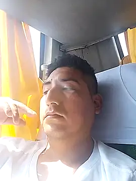 Yrresistible666 online show from 4, 2, 2026