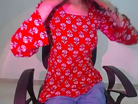Snapshot of Farhana_beautyfull chatting on 24, 6, 2026 Farhana beautyfull online show from 24, 6, 2026