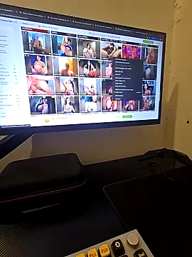 Snapshot of SpongedThinking chatting on 26, 2, 2026 SpongedThinking online show from 26, 2, 2026