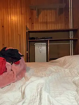 Snapshot of cassie_miller_velvet chatting on 5, 3, 2026 cassie miller velvet online show from 5, 3, 2026