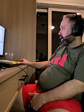 Snapshot of Hairy_bear86 chatting on 13, 1, 2026 Hairy bear86 online show from 13, 1, 2026