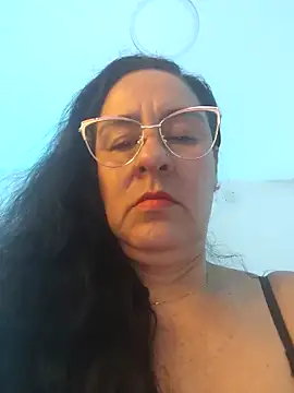 KiaraFoster online show from 8, 4, 2026