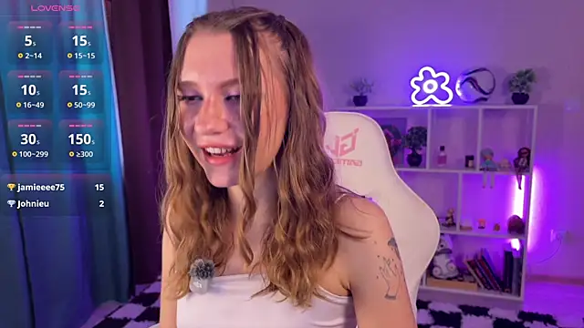 Snapshot of KellySunn chatting on 18, 7, 2026 KellySunn online show from 18, 7, 2026