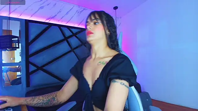 Lili Evanss online show from 2, 2, 2026