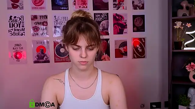Snapshot of naya_may chatting on 19, 7, 2026 naya may online show from 19, 7, 2026